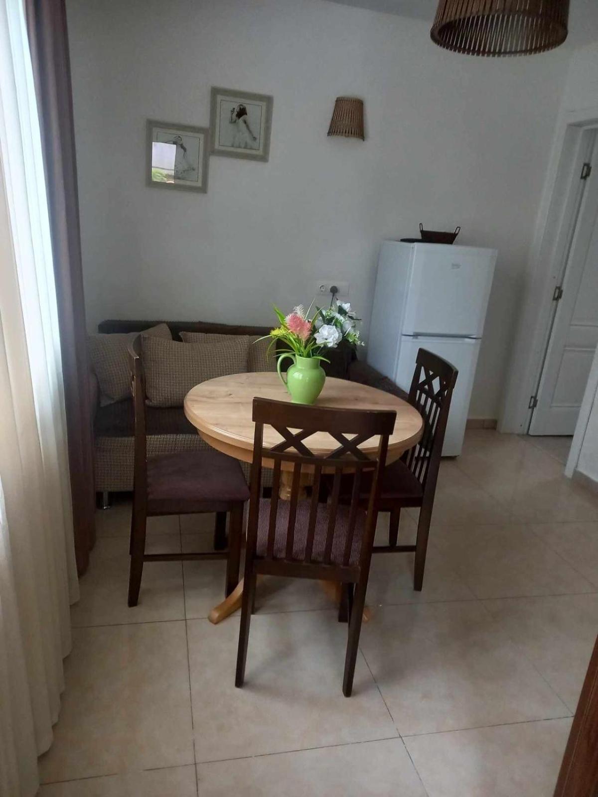 Verona Apartment Dushet'i Екстериор снимка