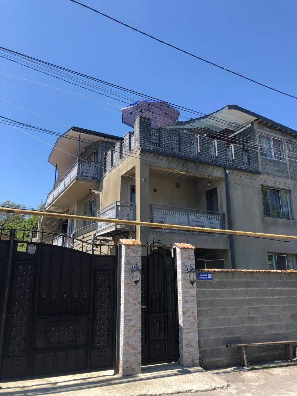 Verona Apartment Dushet'i Екстериор снимка