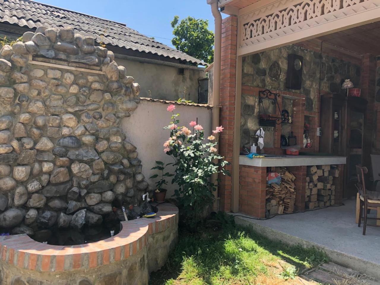 Verona Apartment Dushet'i Екстериор снимка