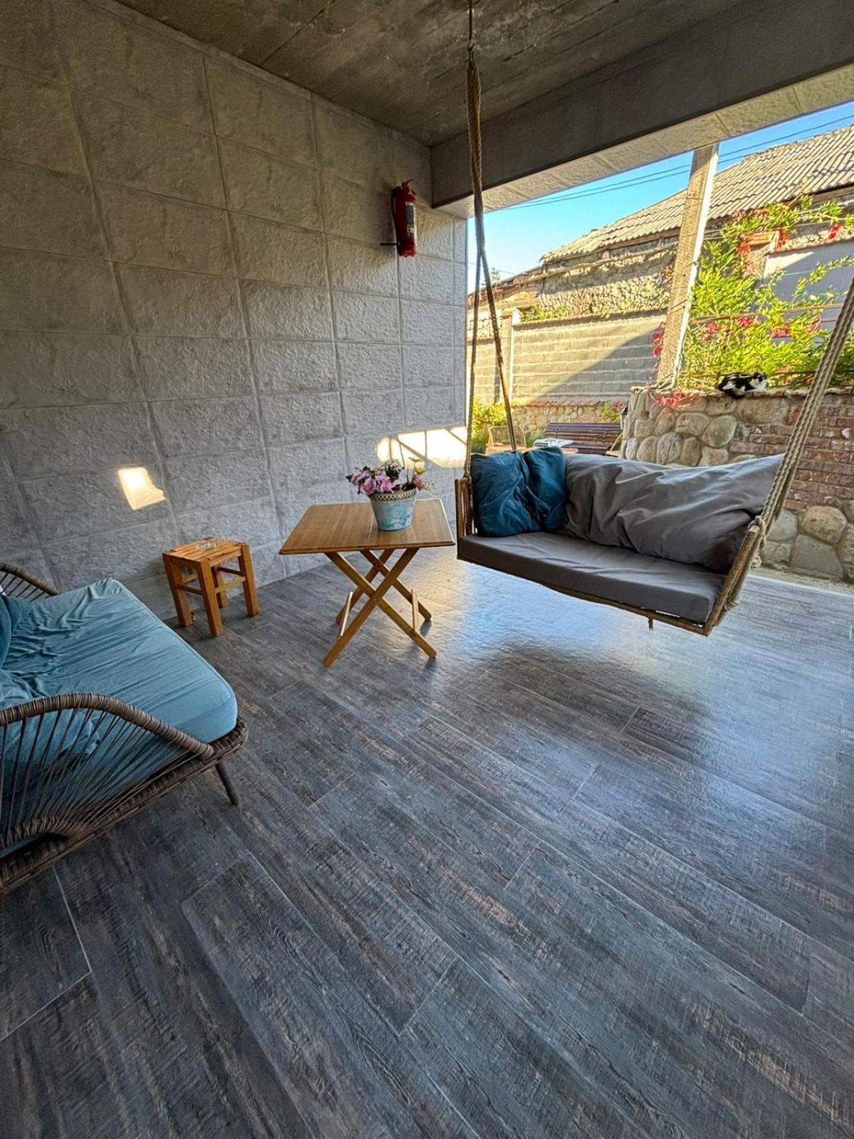 Verona Apartment Dushet'i Екстериор снимка