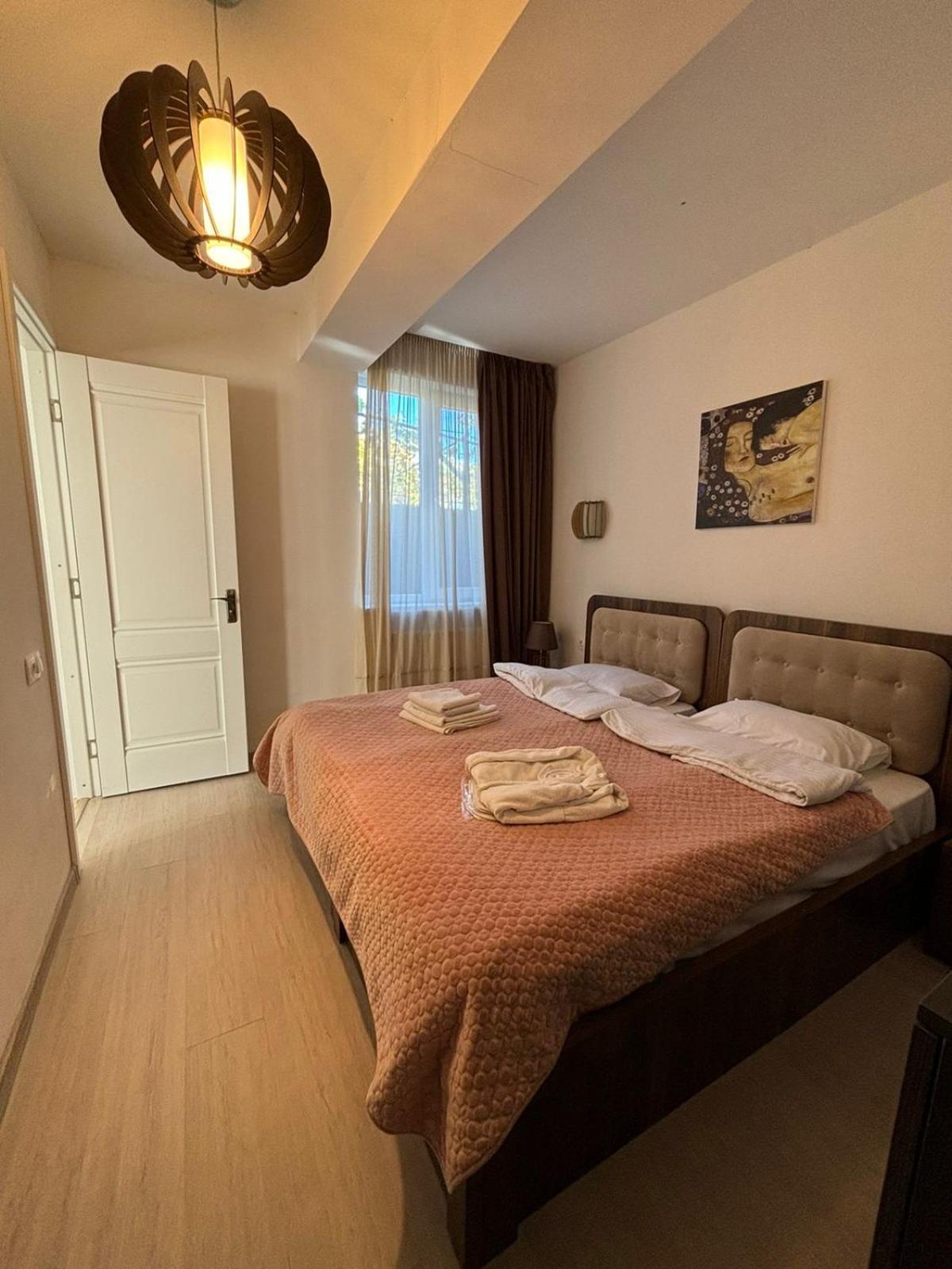 Verona Apartment Dushet'i Екстериор снимка